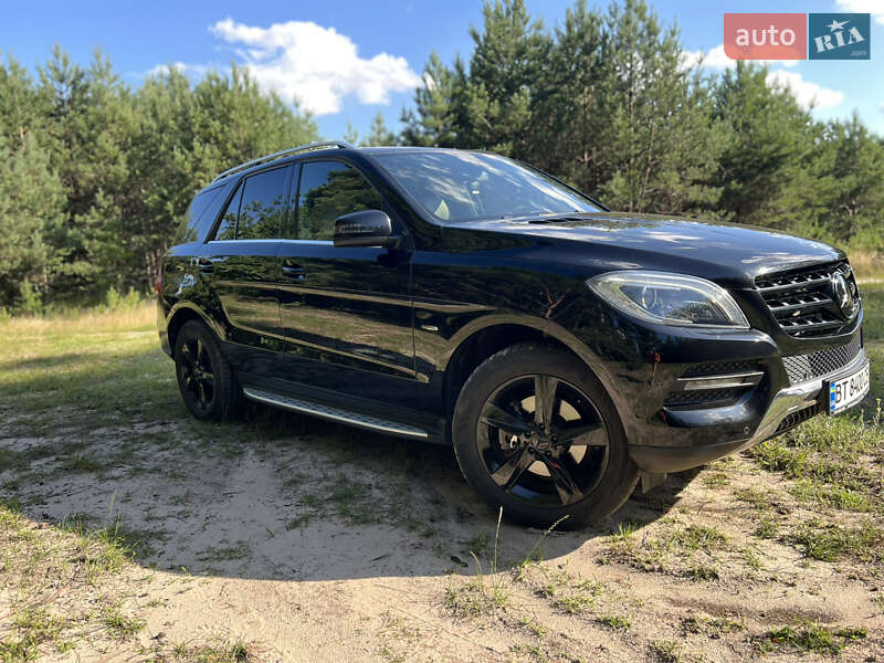 Внедорожник / Кроссовер Mercedes-Benz M-Class 2012 в Костополе фото 3 Внедорожник / Кроссовер Mercedes-Benz M-Class 2012 в Костополе