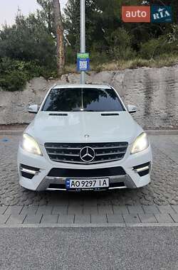 Внедорожник / Кроссовер Mercedes-Benz M-Class 2012 в 