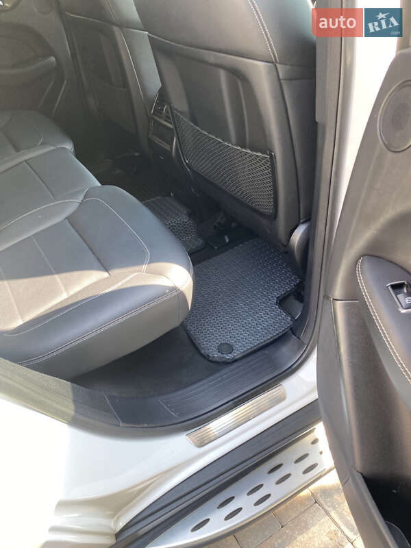 Внедорожник / Кроссовер Mercedes-Benz M-Class 2015 в Заставной фото 19 Внедорожник / Кроссовер Mercedes-Benz M-Class 2015 в Заставной