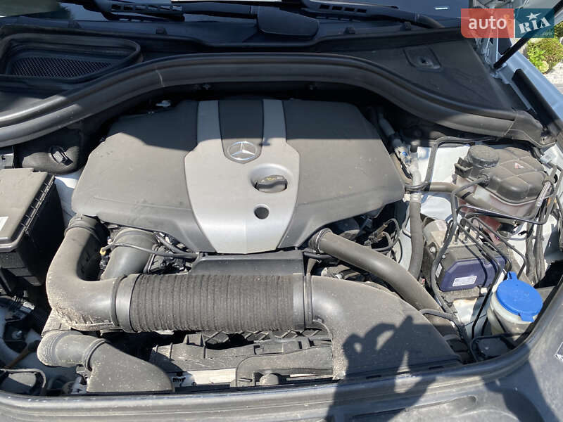 Внедорожник / Кроссовер Mercedes-Benz M-Class 2015 в Заставной фото 50 Внедорожник / Кроссовер Mercedes-Benz M-Class 2015 в Заставной