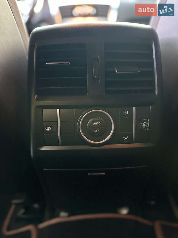 Внедорожник / Кроссовер Mercedes-Benz M-Class 2014 в Киеве фото 30 Внедорожник / Кроссовер Mercedes-Benz M-Class 2014 в Киеве