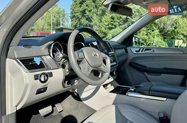 Внедорожник / Кроссовер Mercedes-Benz M-Class 2012 в 