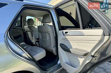 Внедорожник / Кроссовер Mercedes-Benz M-Class 2012 в 