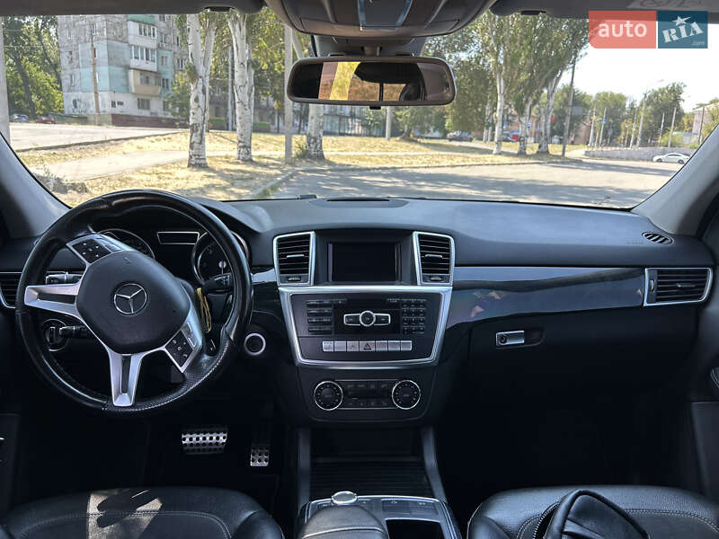 Внедорожник / Кроссовер Mercedes-Benz M-Class 2014 в Запорожье