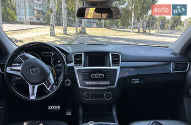 Внедорожник / Кроссовер Mercedes-Benz M-Class 2014 в 