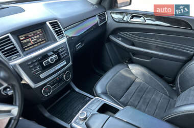 Внедорожник / Кроссовер Mercedes-Benz M-Class 2014 в 