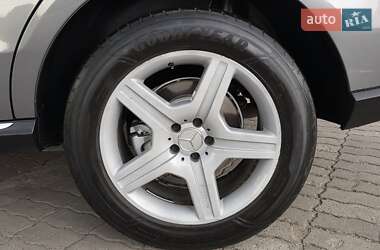 Внедорожник / Кроссовер Mercedes-Benz M-Class 2012 в 
