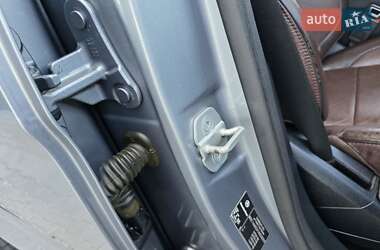 Внедорожник / Кроссовер Mercedes-Benz M-Class 2012 в 