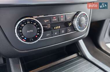 Внедорожник / Кроссовер Mercedes-Benz M-Class 2012 в 