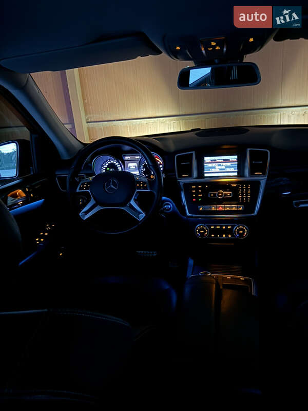 Внедорожник / Кроссовер Mercedes-Benz M-Class 2013 в Белой Церкви