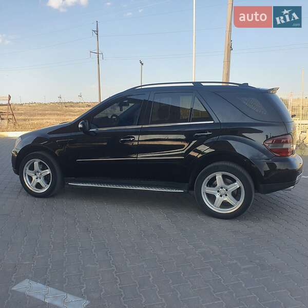 Внедорожник / Кроссовер Mercedes-Benz M-Class 2008 в Рени