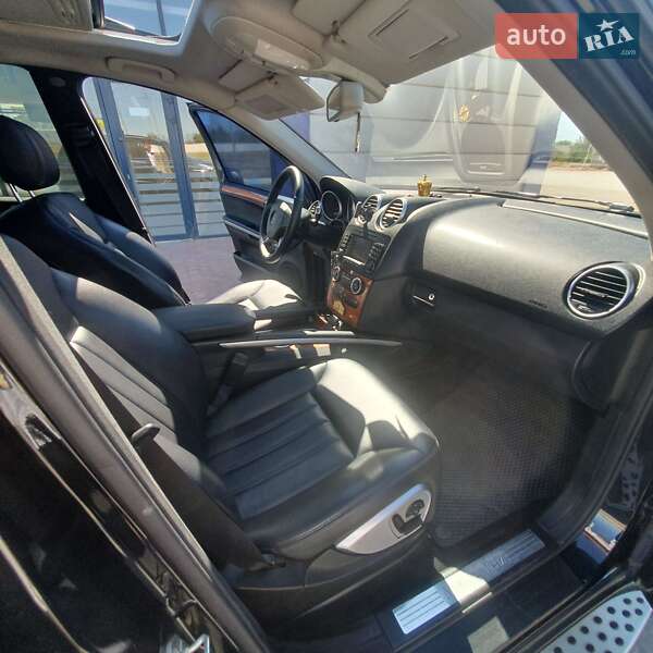 Внедорожник / Кроссовер Mercedes-Benz M-Class 2008 в Рени