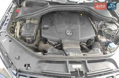 Внедорожник / Кроссовер Mercedes-Benz M-Class 2013 в 