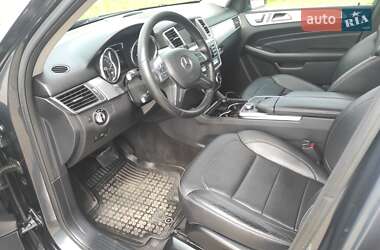 Внедорожник / Кроссовер Mercedes-Benz M-Class 2013 в 