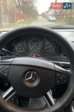 Внедорожник / Кроссовер Mercedes-Benz M-Class 2001 в 