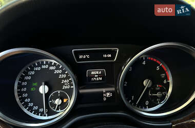 Внедорожник / Кроссовер Mercedes-Benz M-Class 2012 в 