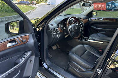 Внедорожник / Кроссовер Mercedes-Benz M-Class 2012 в 