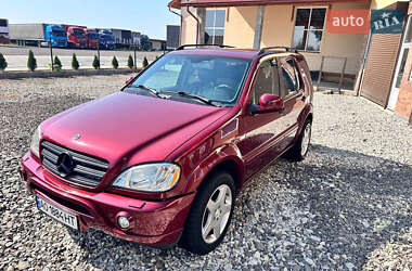 Внедорожник / Кроссовер Mercedes-Benz M-Class 2000 в 
