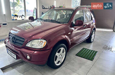 Внедорожник / Кроссовер Mercedes-Benz M-Class 2000 в 