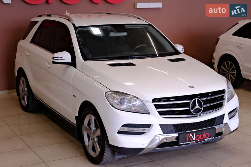 Позашляховик / Кросовер Mercedes-Benz M-Class 2012 в Одесі