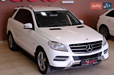 Внедорожник / Кроссовер Mercedes-Benz M-Class 2012 в 