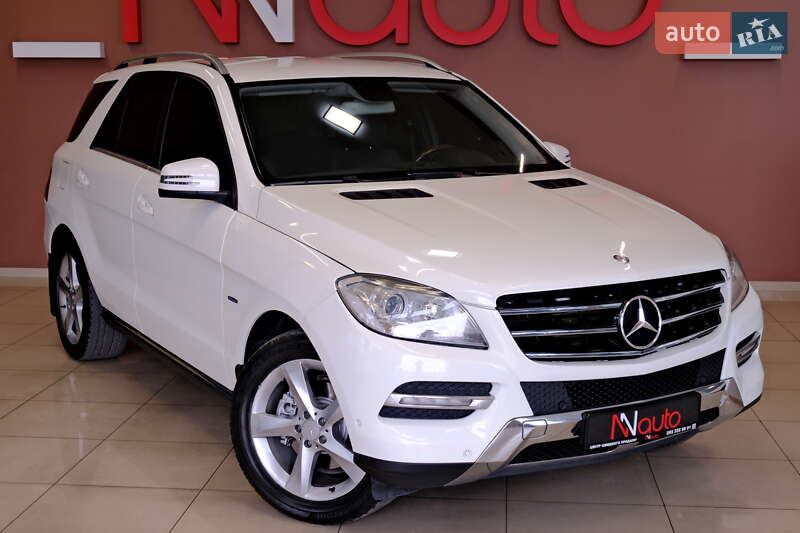 Позашляховик / Кросовер Mercedes-Benz M-Class 2012 в Одесі