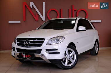Mercedes-Benz M-Class 2012 Mercedes-Benz M-Class 2012