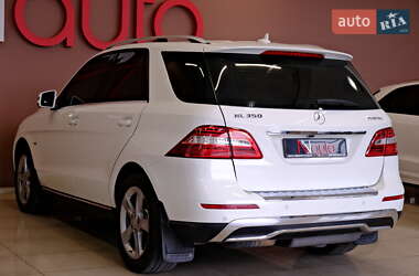 Внедорожник / Кроссовер Mercedes-Benz M-Class 2012 в 