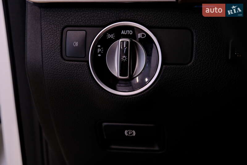 Позашляховик / Кросовер Mercedes-Benz M-Class 2012 в Одесі