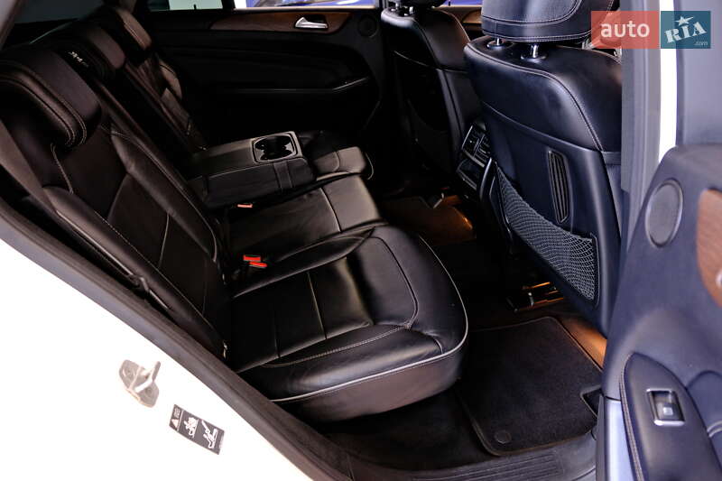 Позашляховик / Кросовер Mercedes-Benz M-Class 2012 в Одесі