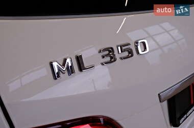 Внедорожник / Кроссовер Mercedes-Benz M-Class 2012 в 