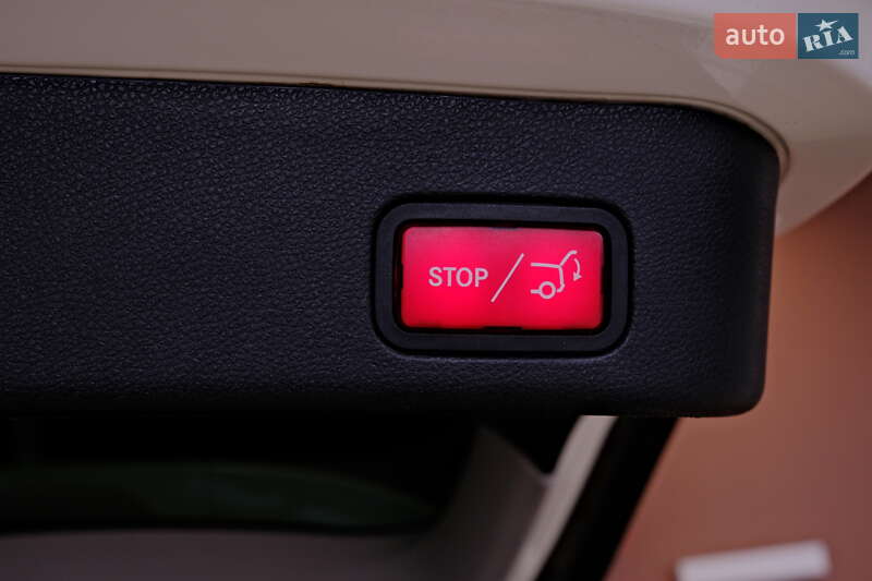 Позашляховик / Кросовер Mercedes-Benz M-Class 2012 в Одесі