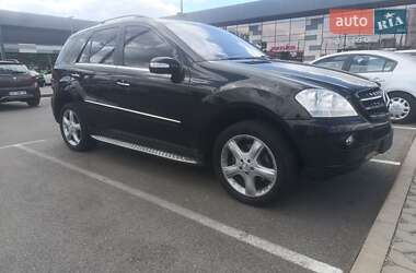 Внедорожник / Кроссовер Mercedes-Benz M-Class 2006 в 