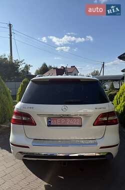 Внедорожник / Кроссовер Mercedes-Benz M-Class 2013 в 