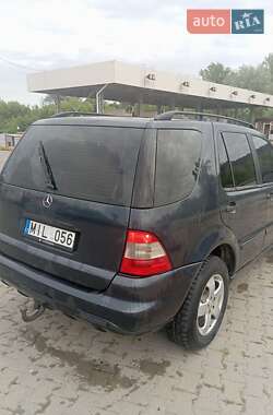 Внедорожник / Кроссовер Mercedes-Benz M-Class 2002 в Черновцах
