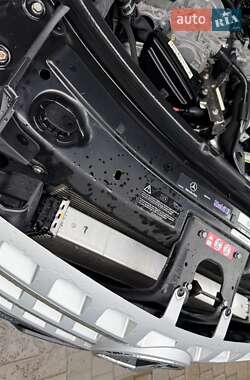 Внедорожник / Кроссовер Mercedes-Benz M-Class 2011 в 