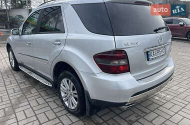 Внедорожник / Кроссовер Mercedes-Benz M-Class 2007 в 