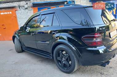 Внедорожник / Кроссовер Mercedes-Benz M-Class 2008 в 