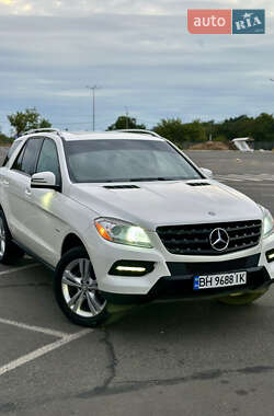 Mercedes-Benz M-Class 2012 Mercedes-Benz M-Class 2012