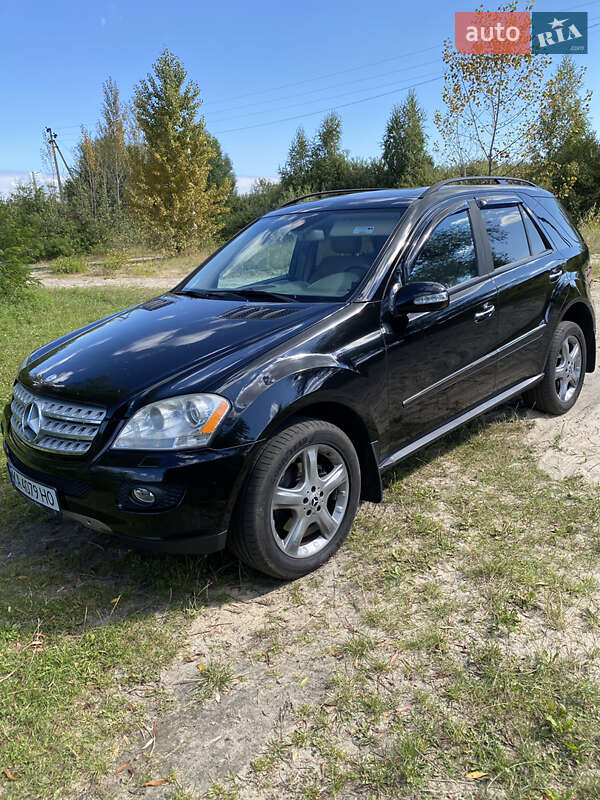 Mercedes-Benz M-Class 2008