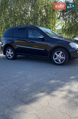 Позашляховик / Кросовер Mercedes-Benz M-Class 2008 в 