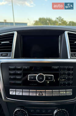 Внедорожник / Кроссовер Mercedes-Benz M-Class 2013 в 
