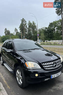 Внедорожник / Кроссовер Mercedes-Benz M-Class 2006 в 