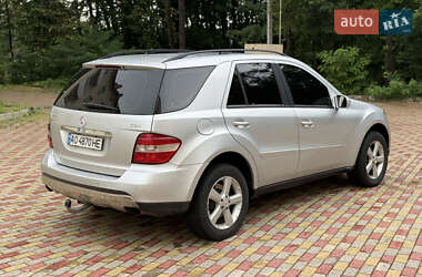 Внедорожник / Кроссовер Mercedes-Benz M-Class 2005 в 