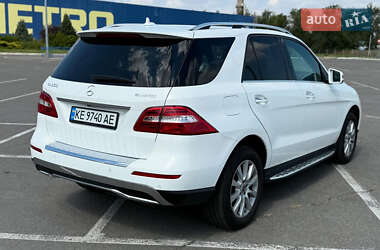 Внедорожник / Кроссовер Mercedes-Benz M-Class 2015 в 