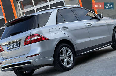 Внедорожник / Кроссовер Mercedes-Benz M-Class 2014 в 