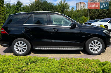 Внедорожник / Кроссовер Mercedes-Benz M-Class 2012 в 