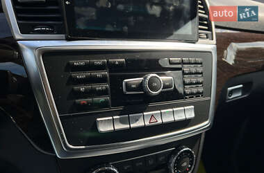 Внедорожник / Кроссовер Mercedes-Benz M-Class 2012 в 