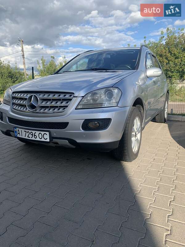 Внедорожник / Кроссовер Mercedes-Benz M-Class 2007 в 