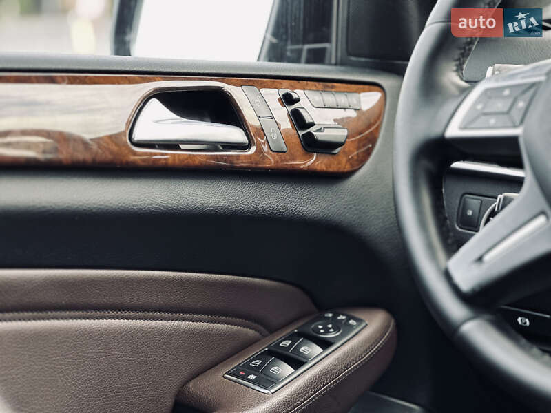 Внедорожник / Кроссовер Mercedes-Benz M-Class 2012 в Кременчуге